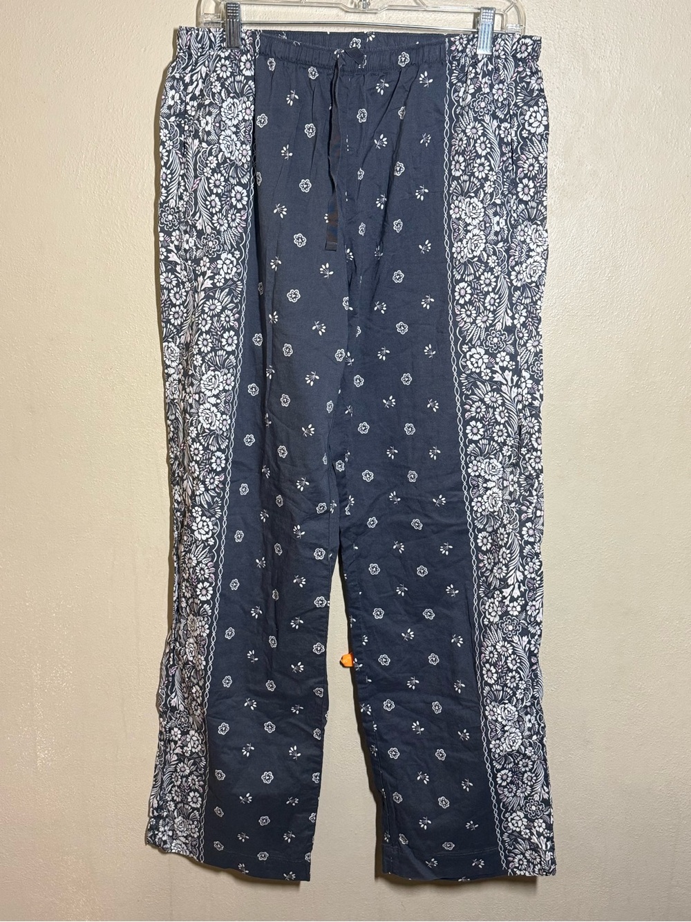 NWOT Women’s Victorias Secret Cotton PJ/Lounge Pants Sz Med